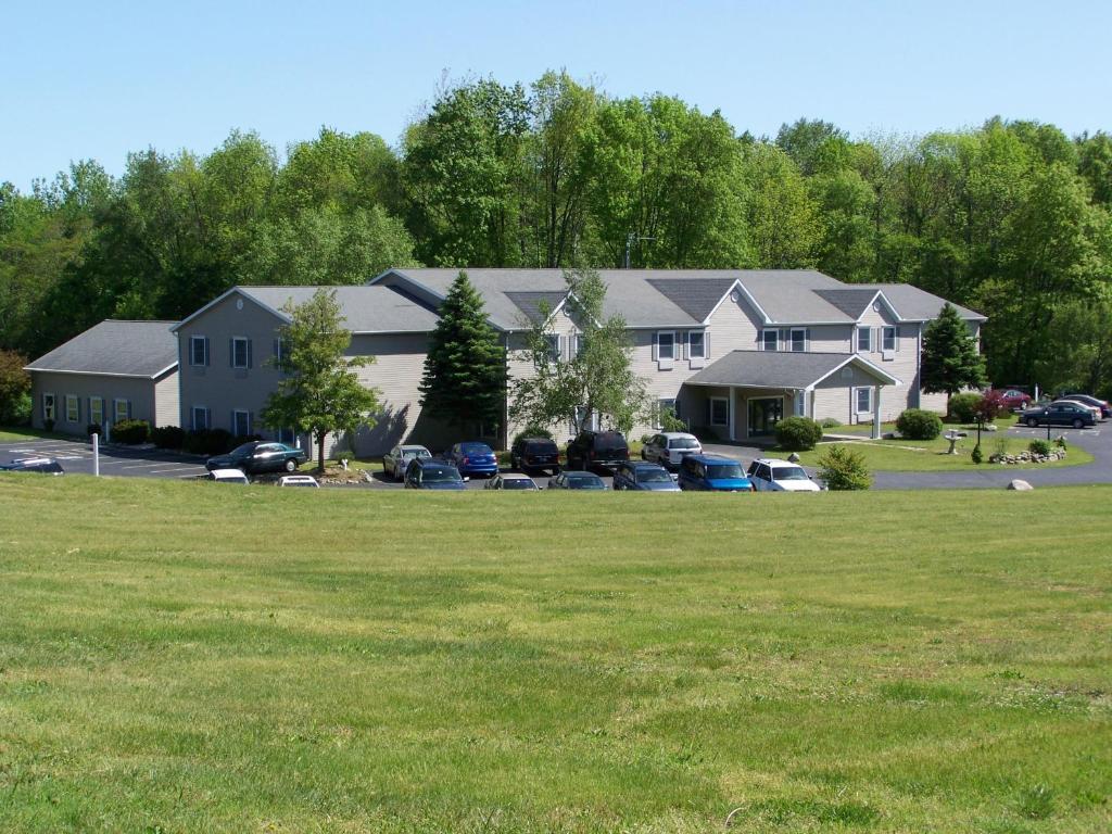 Brook Pointe Inn Syracuse Exteriér fotografie